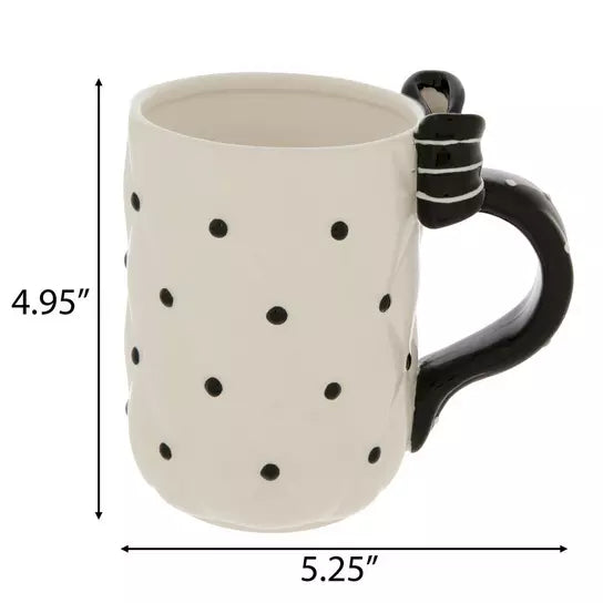 Black & White Quilted Bow Mug – Elegant Ceramic Coffee Cup (15oz)