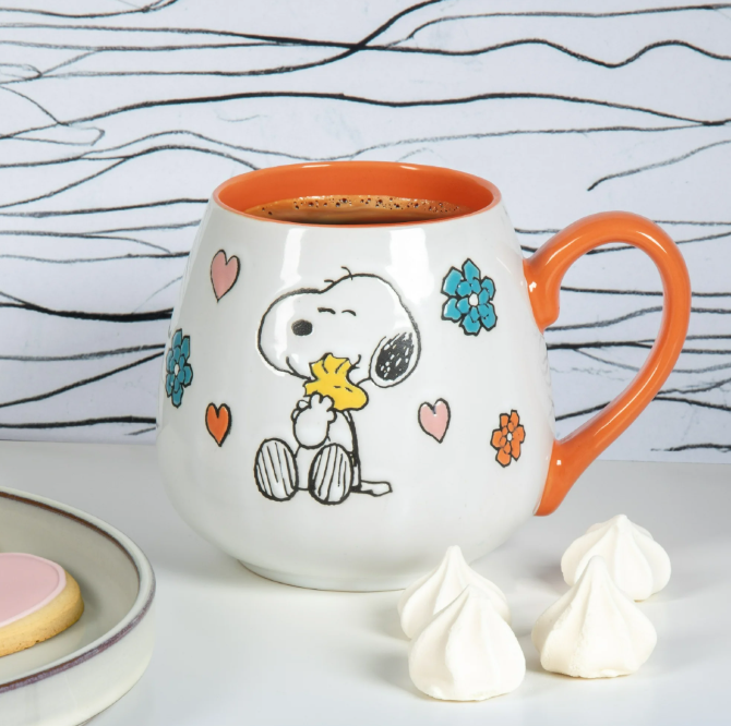 Orange Belly-Shaped Ceramic Mug – 20 oz, Speckled Design