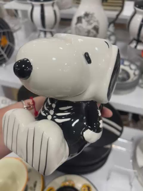 Snoopy Skeleton Mug – Hand-Painted Ceramic Halloween Cup