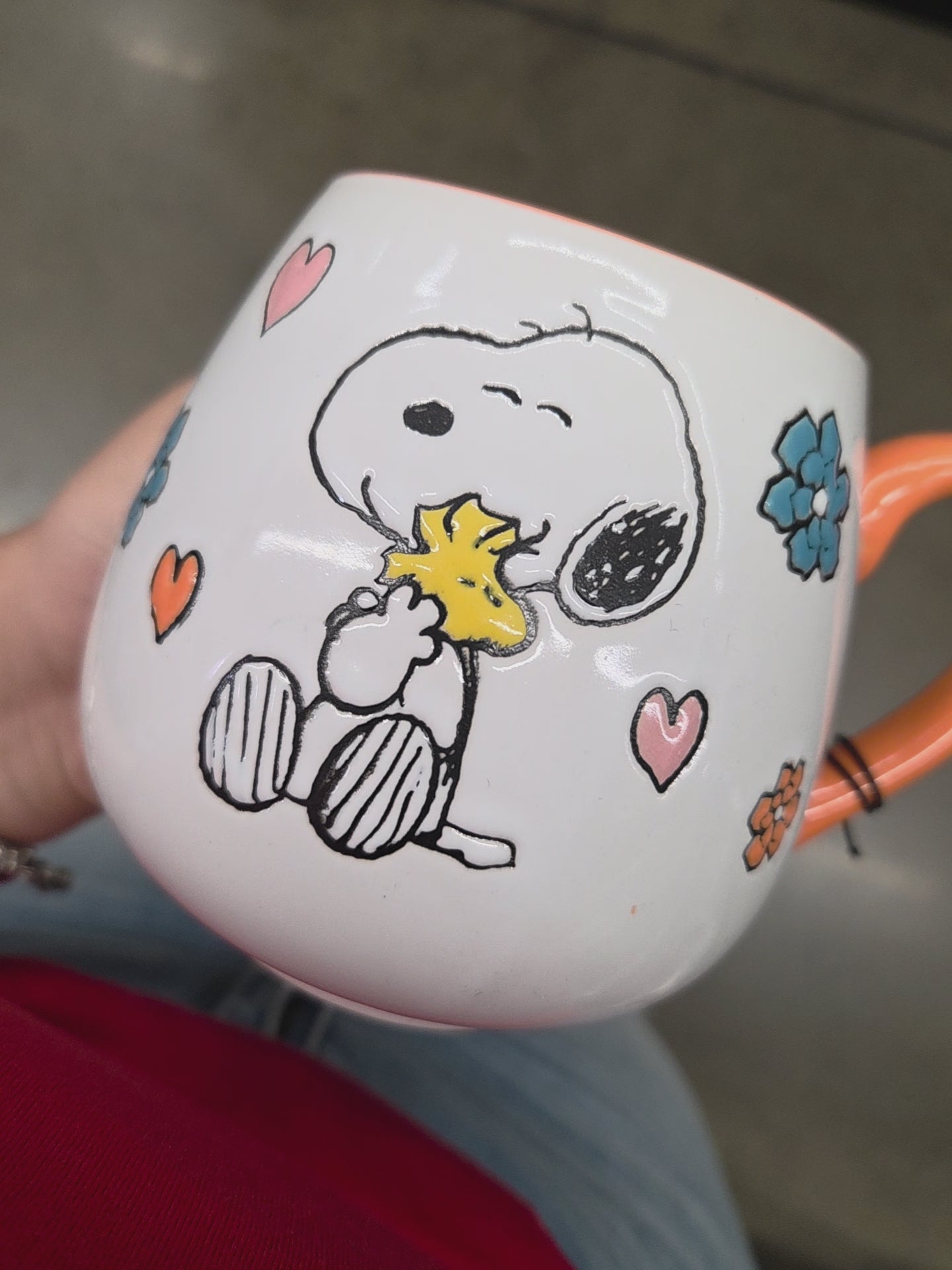 Orange Belly-Shaped Ceramic Mug – 20 oz, Speckled Design